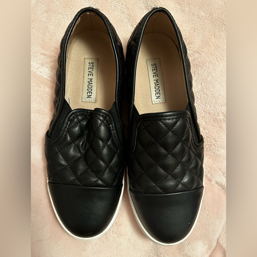 Steve Madden Sneakers